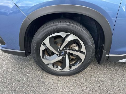 Certified 2023 Subaru Forester Touring AWD/4WD image 6