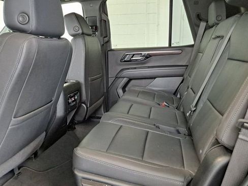 Used 2025 Chevrolet Tahoe LT AWD/4WD image 27