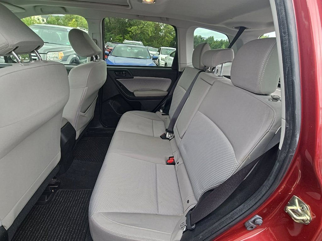 Used 2017 Subaru Forester 2.5i Premium w/ Popular Package #2A AWD/4WD image 15