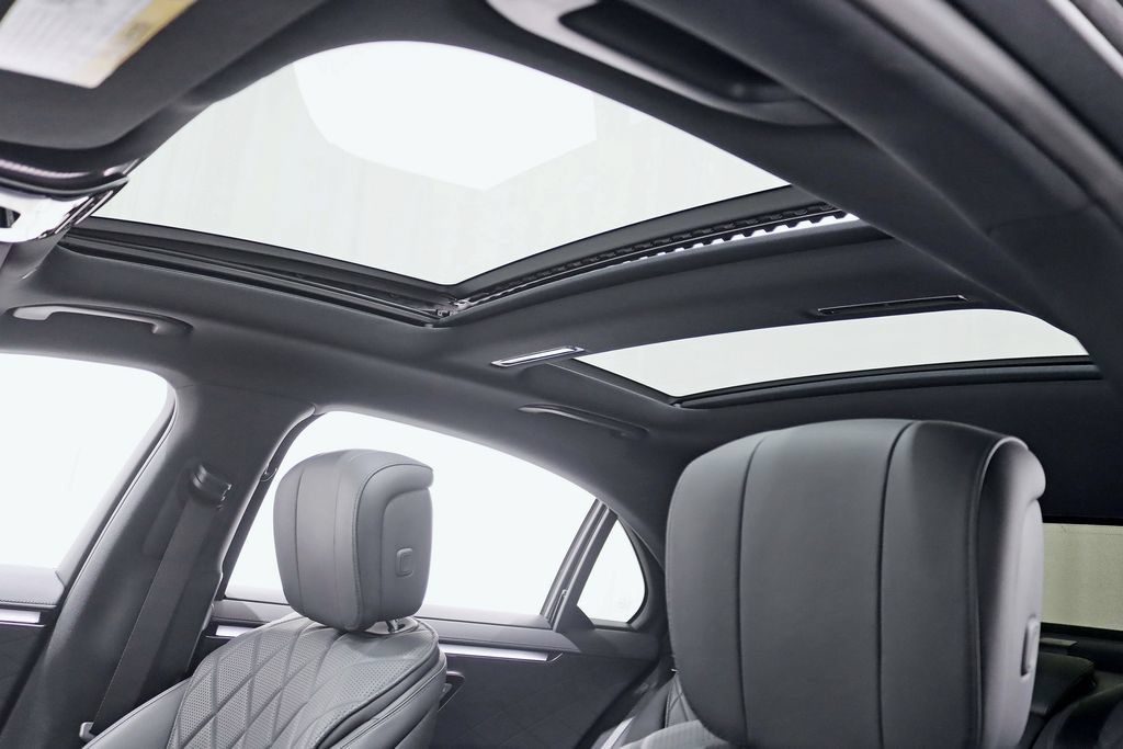 Used 2021 Mercedes-Benz S 580 4MATIC Sedan image 33