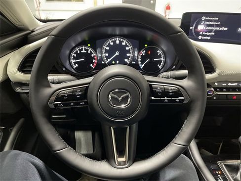 New 2026 MAZDA MAZDA3 2.5 Turbo Sedan w/Premium Plus image 15
