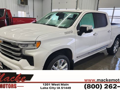 Used 2023 Chevrolet Silverado 1500 High Country w/ Technology Package image 1