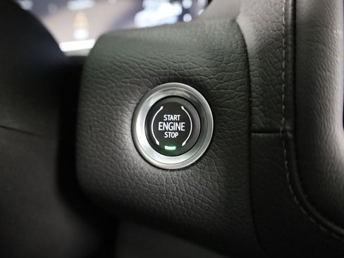 Used 2023 GMC Yukon Denali AWD/4WD image 20