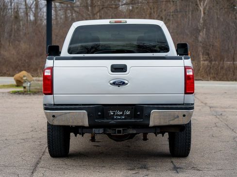 Used 2014 Ford F250 XLT w/ XLT Value Package AWD/4WD image 6