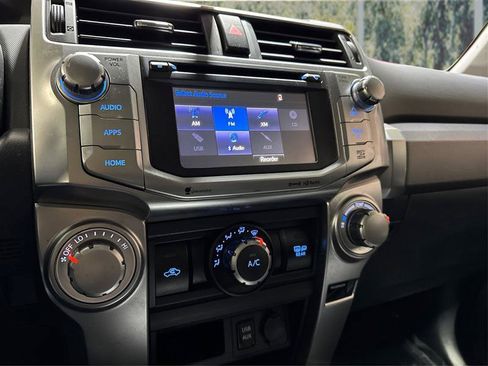 Used 2019 Toyota 4Runner SR5 image 15