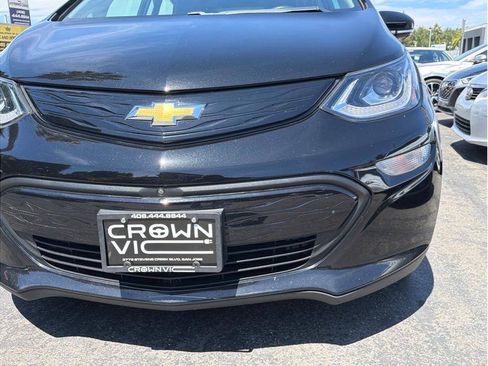 Used 2020 Chevrolet Bolt Premier w/ Infotainment Package FWD image 28