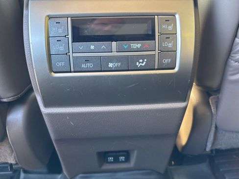 Used 2021 Lexus GX 460 Premium w/ Premium Package image 9