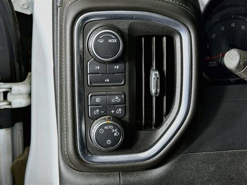 Used 2020 Chevrolet Silverado 3500 LT w/ Convenience Package AWD/4WD image 10