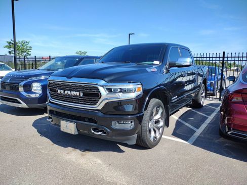Used 2020 RAM 1500 Limited AWD/4WD image 3