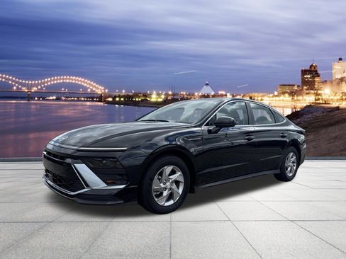 Certified 2026 Hyundai Sonata SE FWD image 1