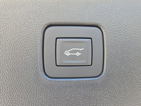 New 2026 Buick Envista Sport Touring w/ Convenience I Package FWD image 6