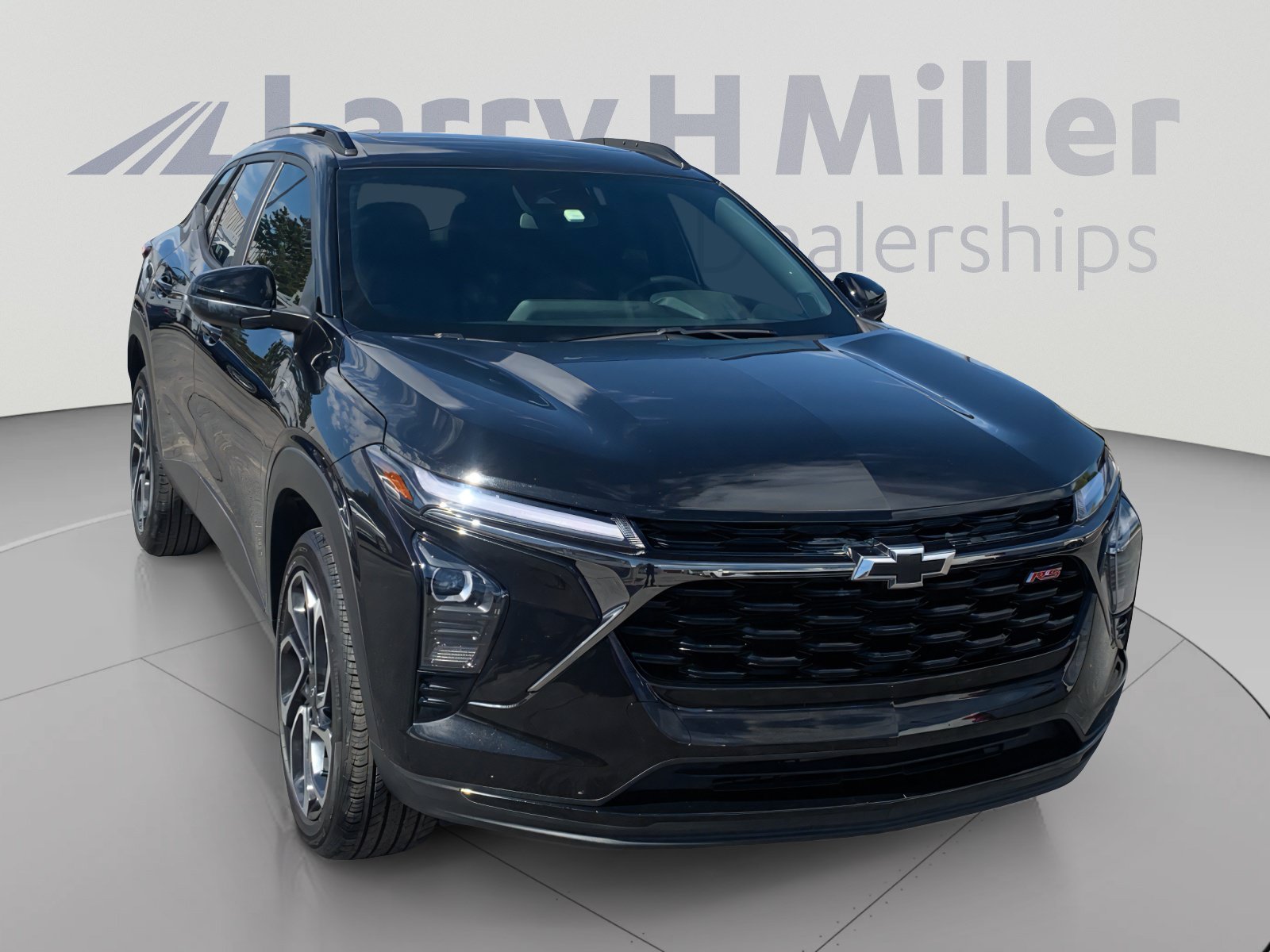 Used 2025 Chevrolet Trax RS w/ Sunroof Package FWD image 7