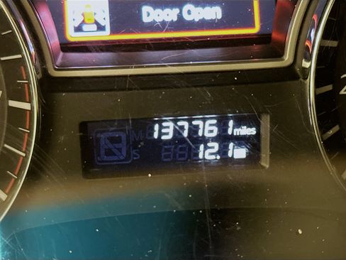 Used 2014 Nissan Pathfinder SL w/ Trailer Tow Package image 19