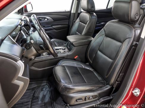 Used 2021 Chevrolet Traverse Premier AWD/4WD image 13