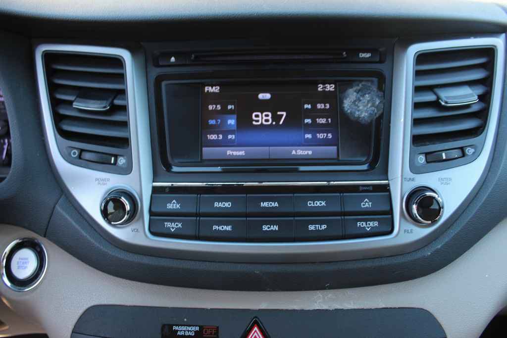 Used 2017 Hyundai Tucson Sport AWD/4WD image 19
