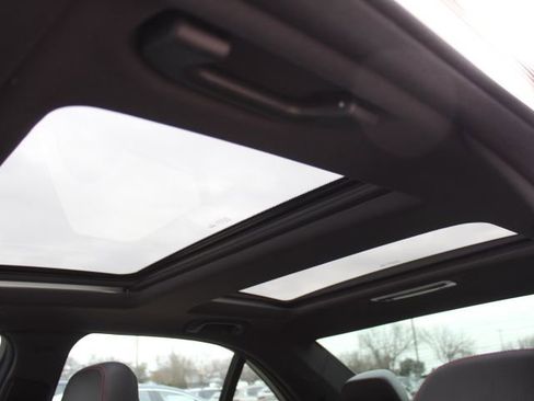 Used 2013 Mercedes-Benz C 250 Sedan image 25