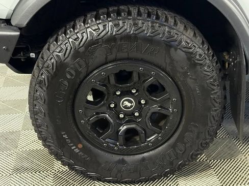 Used 2023 Ford Bronco Wildtrak AWD/4WD image 15