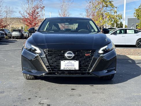 New 2025 Nissan Altima 2.5 SR image 5