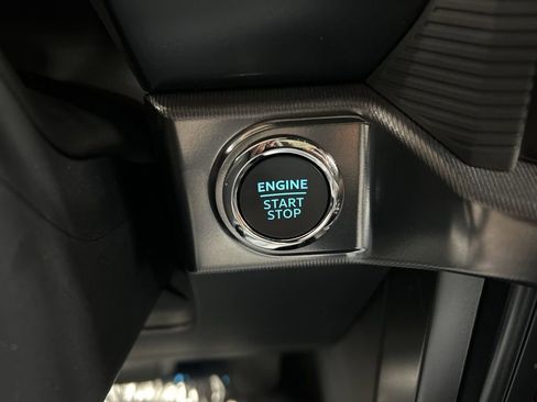 New 2025 Ford F150 Lariat w/ Equipment Group 502A High image 17