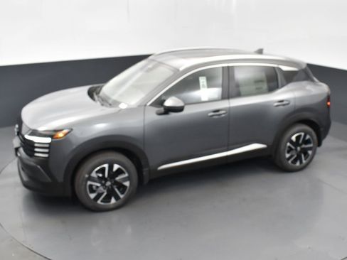 New 2025 Nissan Kicks SV w/ SV Premium Package image 46