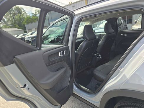 Used 2026 Volvo XC40 B5 Plus w/ Protection Package Premier AWD/4WD image 16