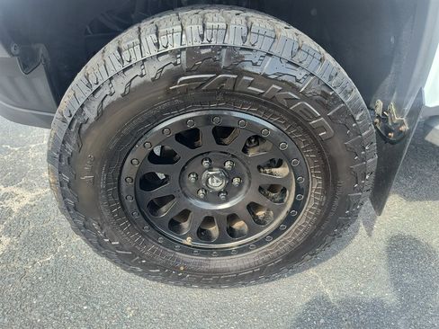 Used 2019 Chevrolet Colorado ZR2 AWD/4WD image 10