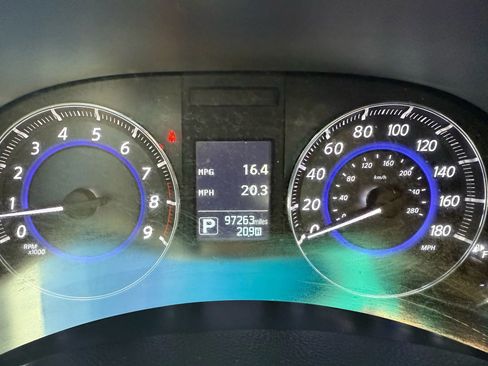 Used 2017 INFINITI QX70 3.7 image 13