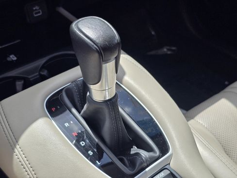 Certified 2023 Honda HR-V EX-L image 28