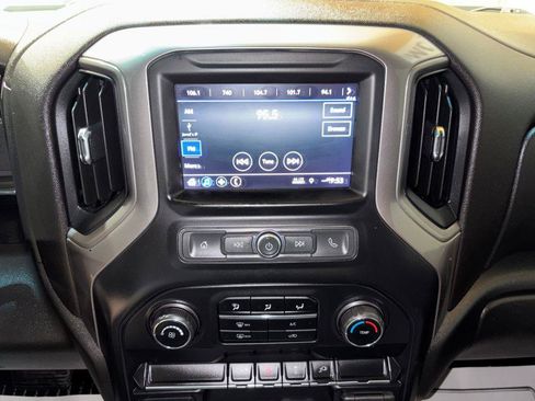 Used 2021 Chevrolet Silverado 2500 W/T w/ WT Convenience Package AWD/4WD image 19