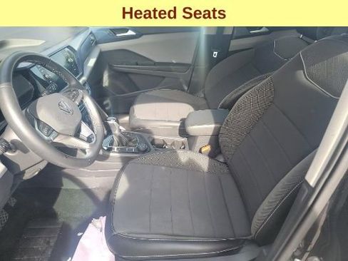 Used 2023 Volkswagen Taos SE w/ Black Wheel Package AWD/4WD image 10