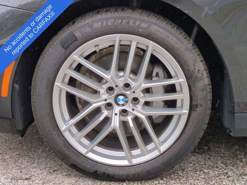 Used 2025 BMW 530i xDrive w/ Premium Package image 15