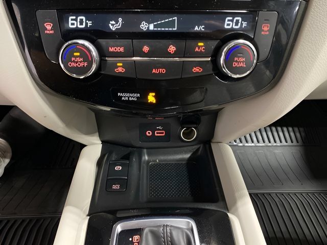 Certified 2022 Nissan Rogue Sport SL AWD/4WD image 19