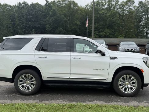 Used 2024 GMC Yukon Denali w/ Max Trailering Package AWD/4WD image 3