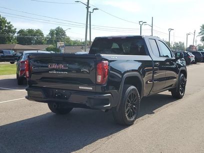 Used 2025 GMC Sierra 1500 Elevation