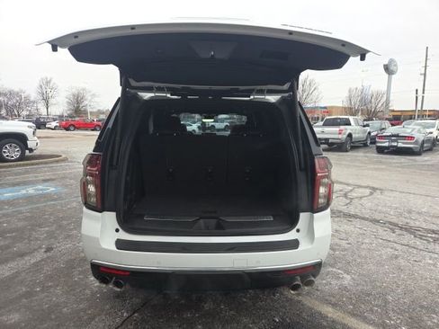 Used 2023 Chevrolet Tahoe Premier image 11