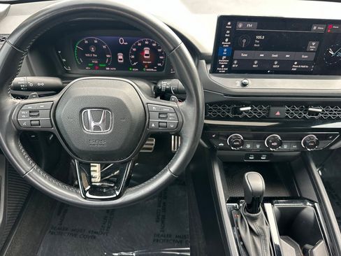 Used 2024 Honda Accord Sport image 28