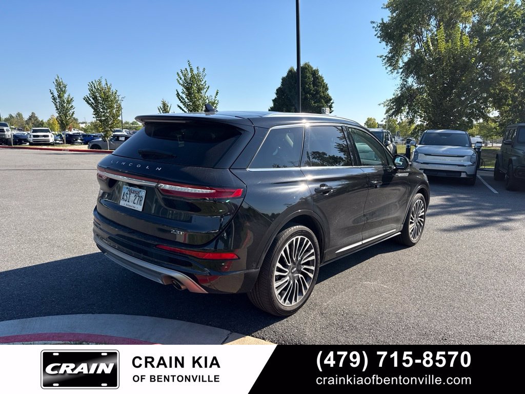 Used 2020 Lincoln Corsair Reserve w/ Equipment Group 202A AWD/4WD image 3