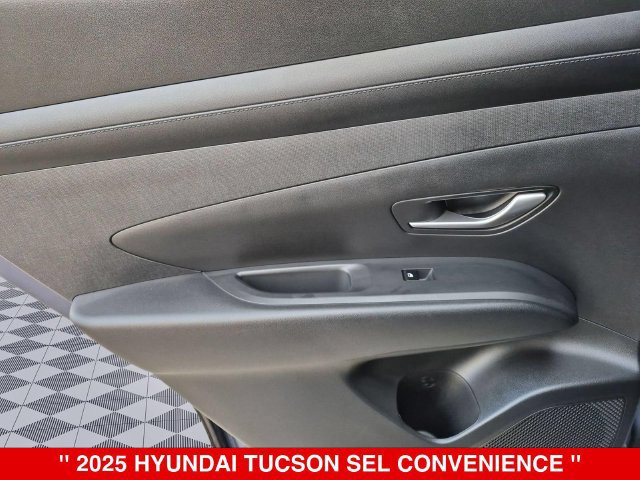 Used 2025 Hyundai Tucson SEL AWD/4WD image 30