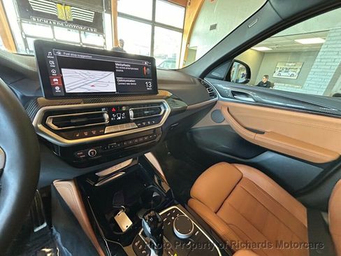 Used 2025 BMW X4 xDrive30i image 13
