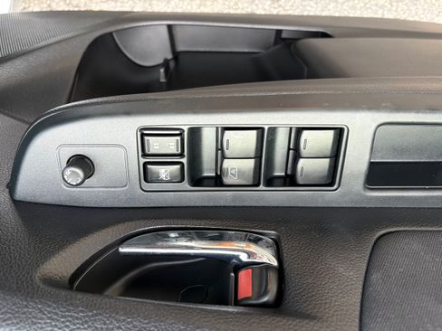 Used 2012 Subaru Impreza 2.0i Premium AWD/4WD image 25
