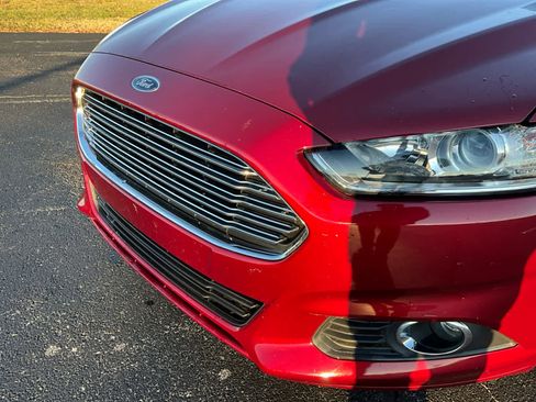Used 2016 Ford Fusion SE w/ Equipment Group 202A image 18
