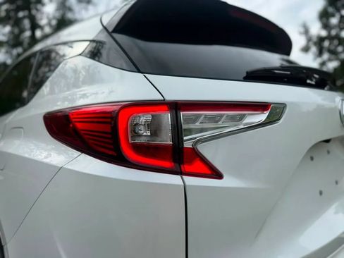 Used 2019 Acura RDX w/ Technology Package AWD/4WD image 12