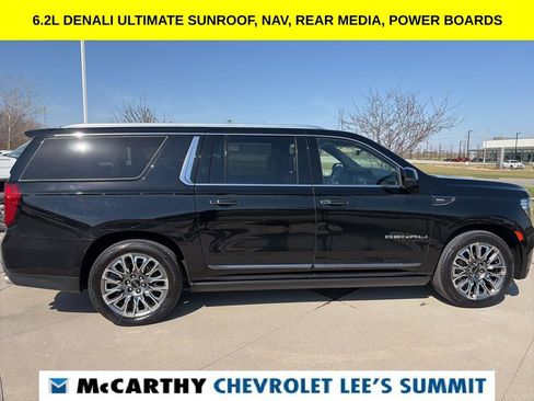 Used 2023 GMC Yukon XL Denali Ultimate AWD/4WD image 16