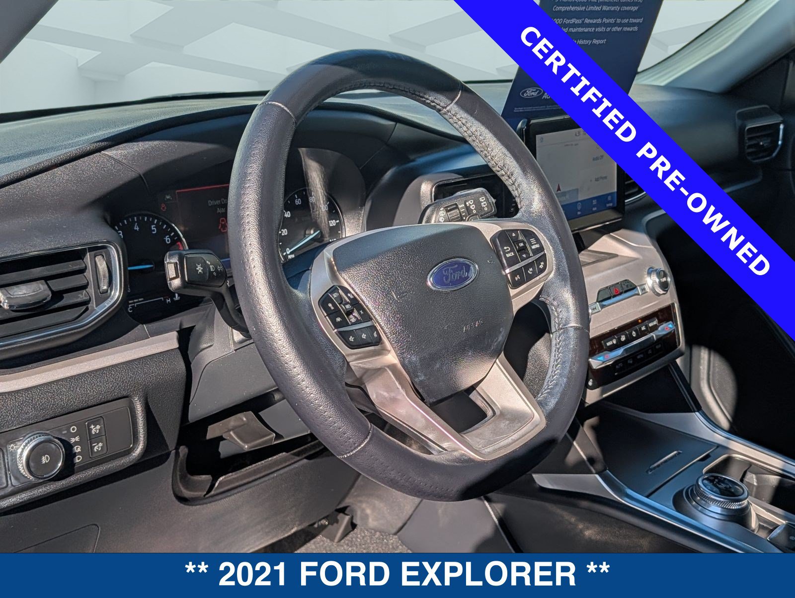 Certified 2021 Ford Explorer XLT w/ Equipment Group 202A AWD/4WD image 23