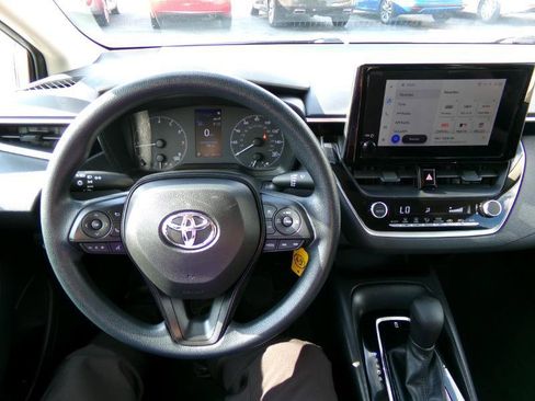 Used 2023 Toyota Corolla LE image 13