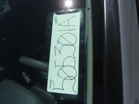Used 2025 Honda Accord SE image 7