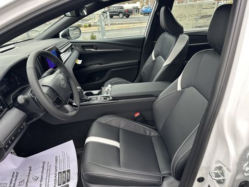 New 2025 Toyota Corolla Premium Plus image 18