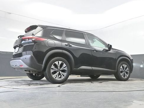 Used 2023 Nissan Rogue SV AWD/4WD image 35