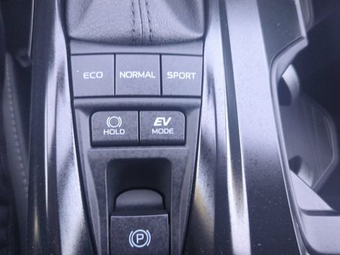 New 2026 Toyota Camry SE FWD image 17