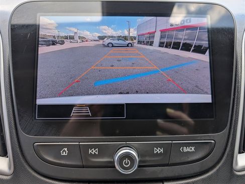 Used 2024 Chevrolet Malibu LT image 14